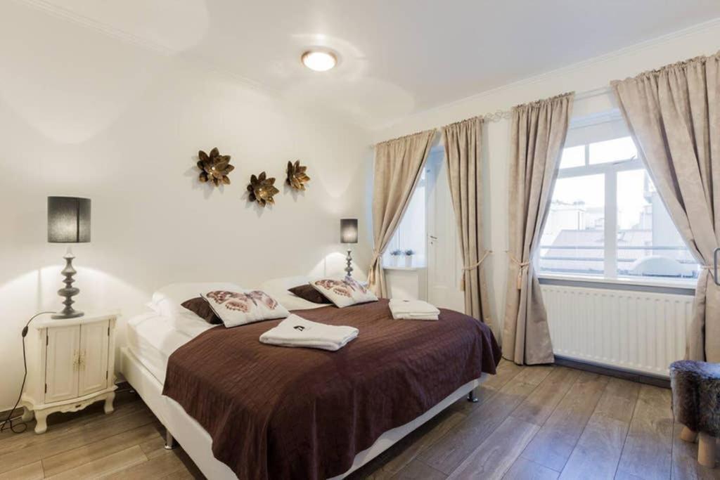 Superb Central Location, No Car Needed - Spacious Akureyri Eksteriør billede